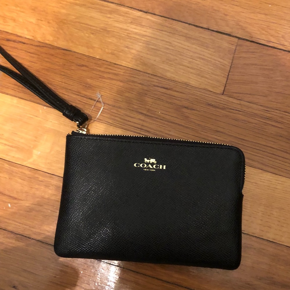 Coach wristlet (brand new!)